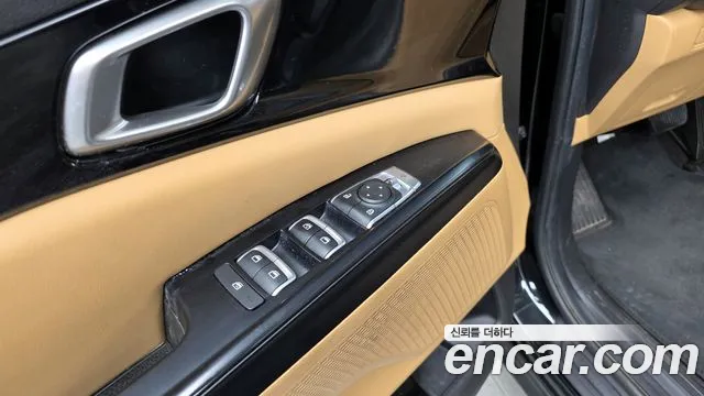 Kia Canival Carnival 4 поколение Бензин 9 мест Prestige — Фото автомобиля 27