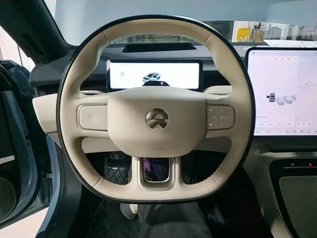 Nio ET5 Touring — Фото автомобиля 10