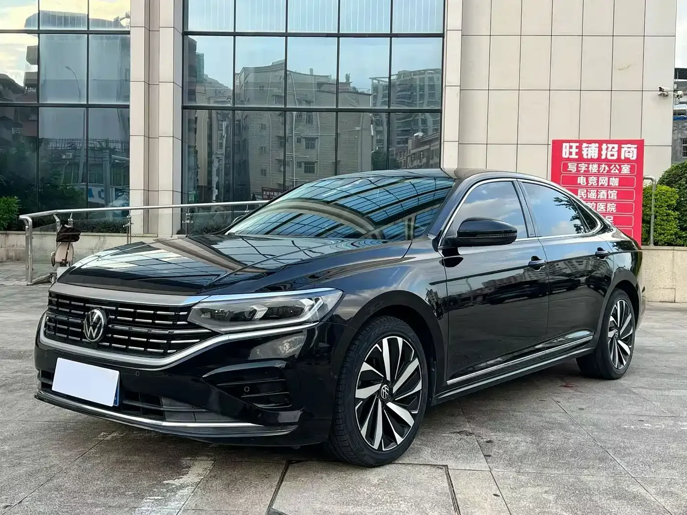Фотография автомобиля — Volkswagen Passat