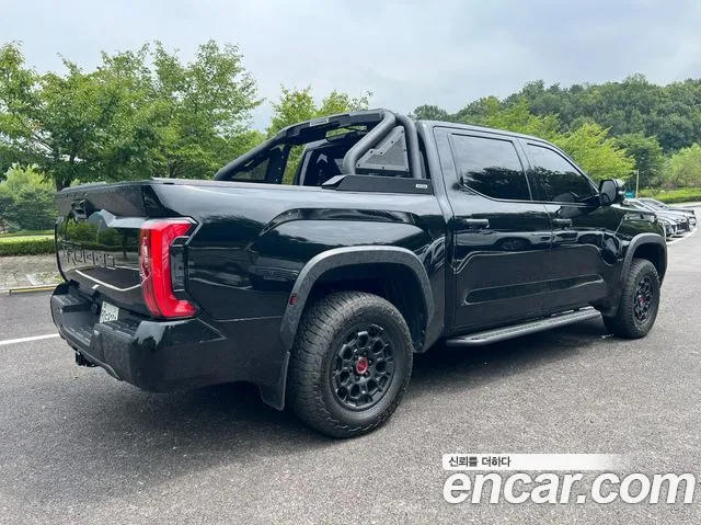 Toyota Tundra — Фото автомобиля 5