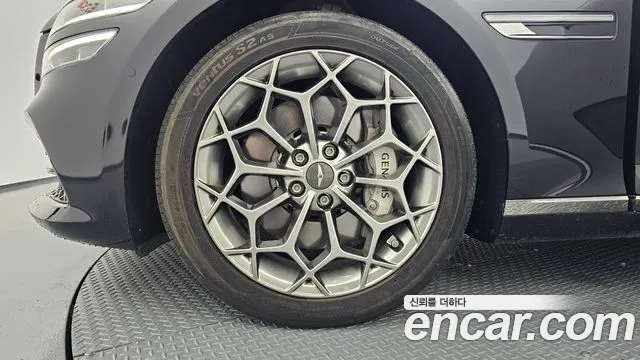 Genesis G80 RG3 — Фото автомобиля 5