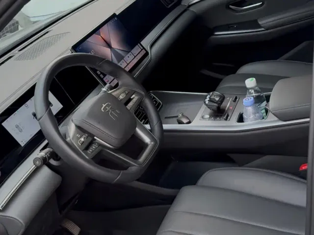 BYD Song Pro — Фото автомобиля 9