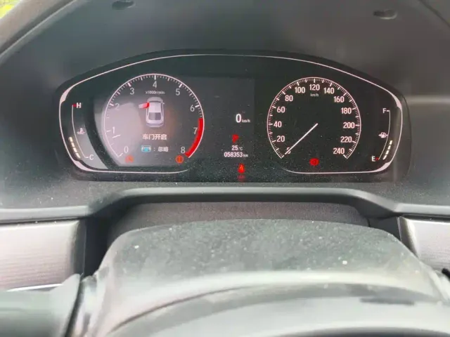 Honda Accord 2022 260TURBO Luxury Edition — Фото автомобиля 14