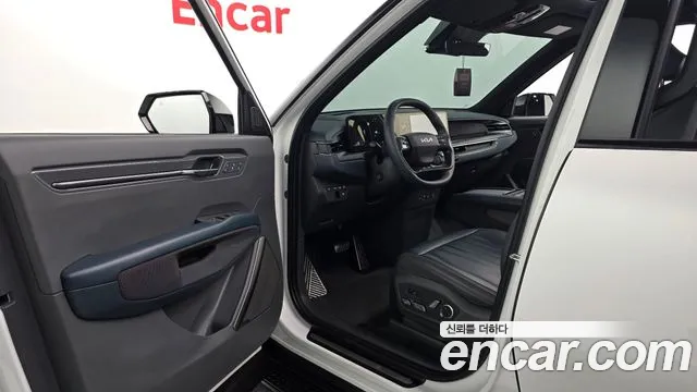 Kia EV9 — Фото автомобиля 10