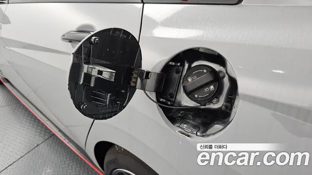 Hyundai AVANTE — Фото автомобиля 28