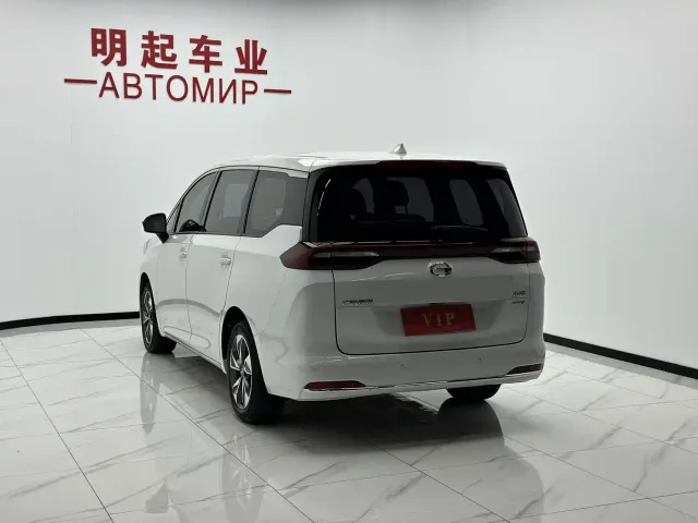 GAC Trumpchi M6 — Фото автомобиля 8