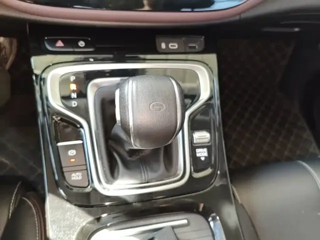 GAC Trumpchi M6 — Фото автомобиля 13