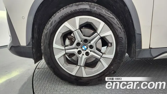 BMW X1 U11 — Фото автомобиля 5