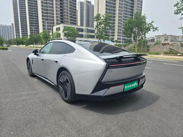 Xpeng P7 — Фото автомобиля 7