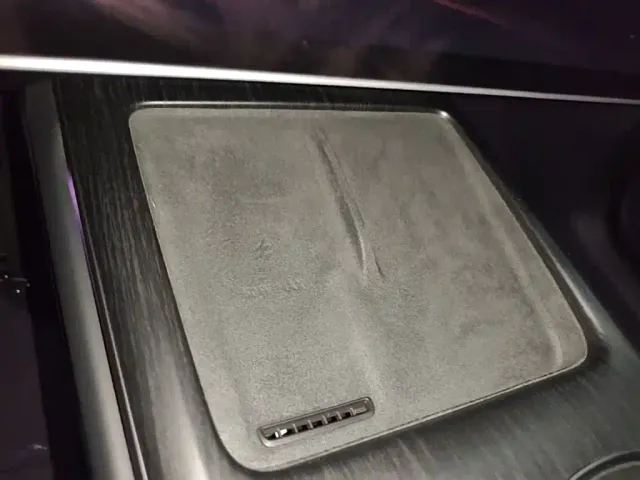 Xiaomi SU7 — Фото автомобиля 8