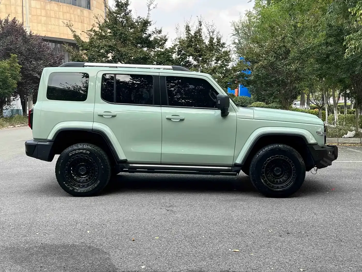 Tank Tank 300 2023 Urban Edition 2.0T Must-Have Type — Фото автомобиля 7