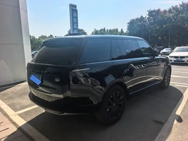 Land Rover Range Rover — Фото автомобиля 5