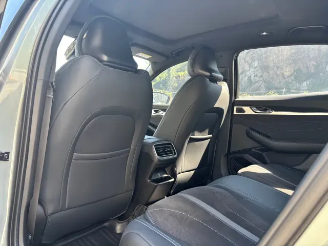 Geely Xingrui — Фото автомобиля 19