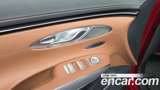 Genesis GV70 2.5T Бензин AWD — Фото автомобиля 27