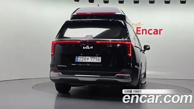 Kia Canival Новый Carnival 4 поколение Бензин 9 мест Hi-Limousine — Фото автомобиля 4