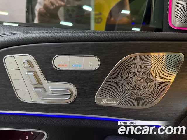 Mercedes-Benz GLS-Class — Фото автомобиля 20