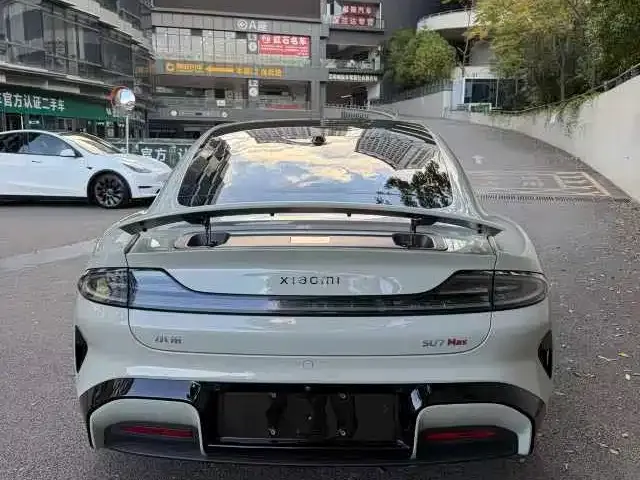 Xiaomi SU7 — Фото автомобиля 4