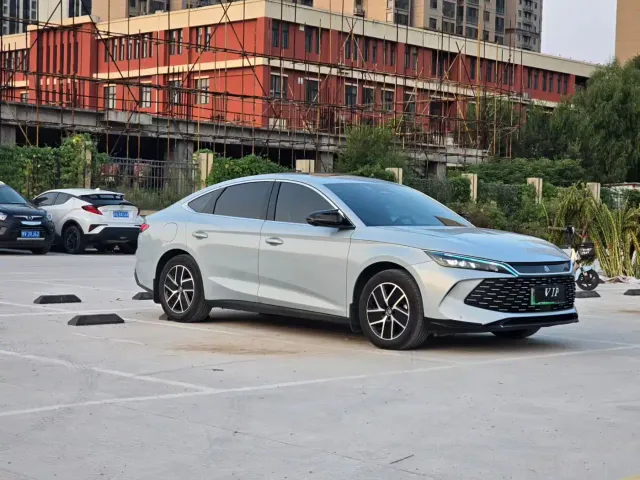 BYD Qin L — Фото автомобиля 3
