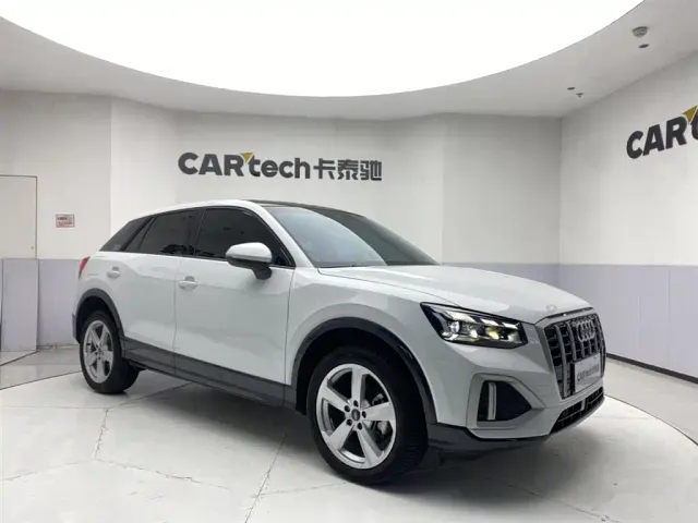 Audi Q2L — Фото автомобиля 2