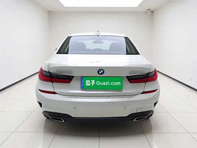 BMW 3 Series — Фото автомобиля 5
