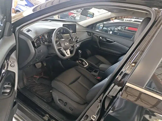 Nissan X-Trail — Фото автомобиля 15