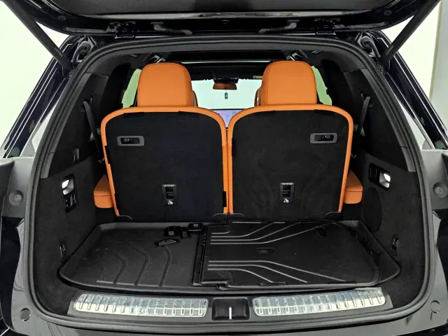 Li Auto Li L8 2024 Pro — Фото автомобиля 17