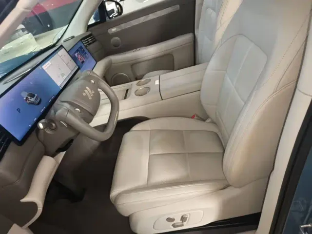 IM Motors LS6 — Фото автомобиля 14