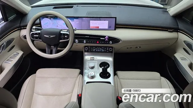 Genesis GV70 — Фото автомобиля 10