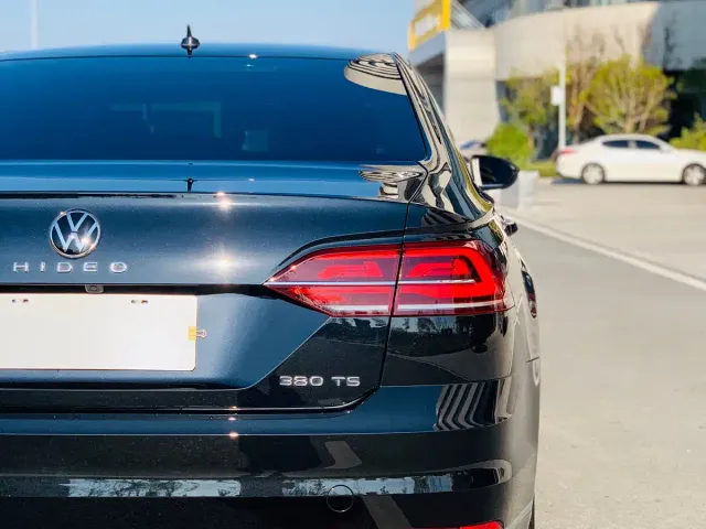 Volkswagen Phideon — Фото автомобиля 10
