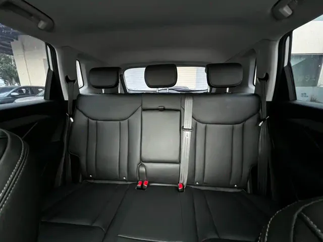 Wuling Asta — Фото автомобиля 11