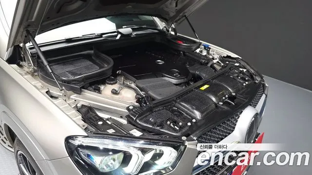 Mercedes-Benz GLE-Class — Фото автомобиля 6