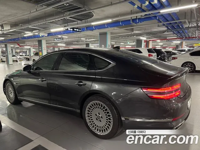 Genesis G80 RG3 — Фото автомобиля 3