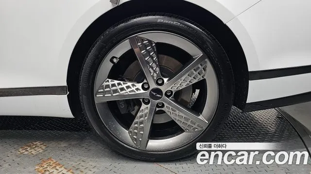 Genesis G80 RG3 — Фото автомобиля 6