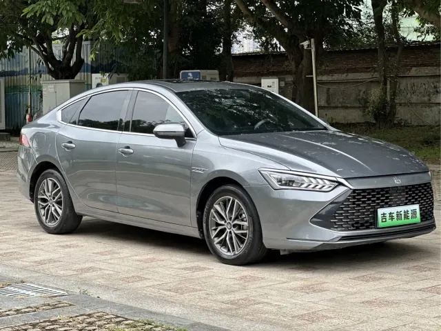 BYD Qin PLUS — Фото автомобиля 3