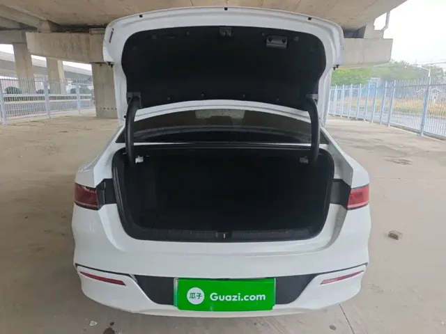 BYD Qin PLUS — Фото автомобиля 18