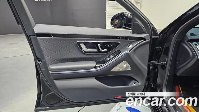 Mercedes-Benz S-Class — Фото автомобиля 23