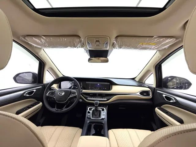 GAC Trumpchi M6 — Фото автомобиля 9