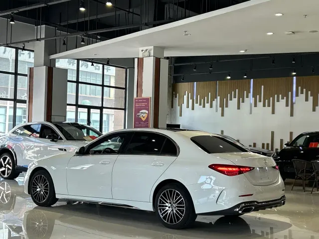 Mercedes-Benz C-Class — Фото автомобиля 28