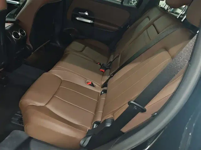 Mercedes-Benz GLB-Class — Фото автомобиля 16