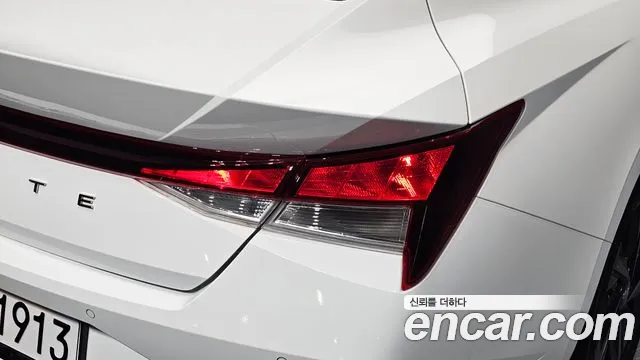 Hyundai Avante CN7 — Фото автомобиля 8