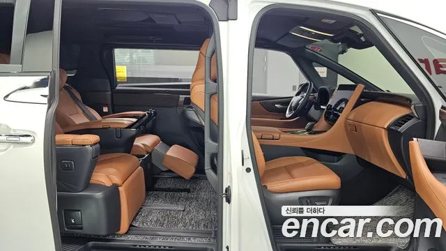 Toyota Alphard — Фото автомобиля 21