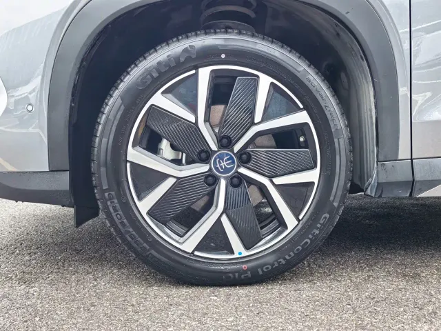 BYD Song L DM-i — Фото автомобиля 14