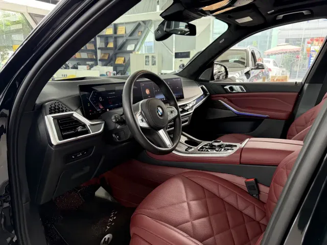 BMW X5 — Фото автомобиля 12