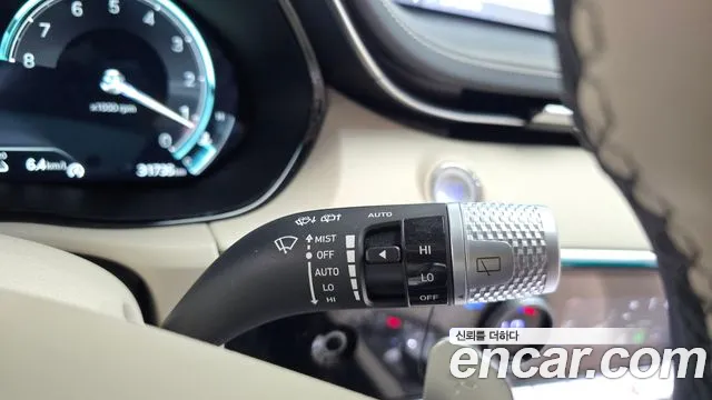 Genesis GV70 — Фото автомобиля 28