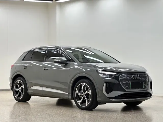 Audi Audi Q4 e-tron 2024 40 e-tron Creation Edition — Фото автомобиля 3