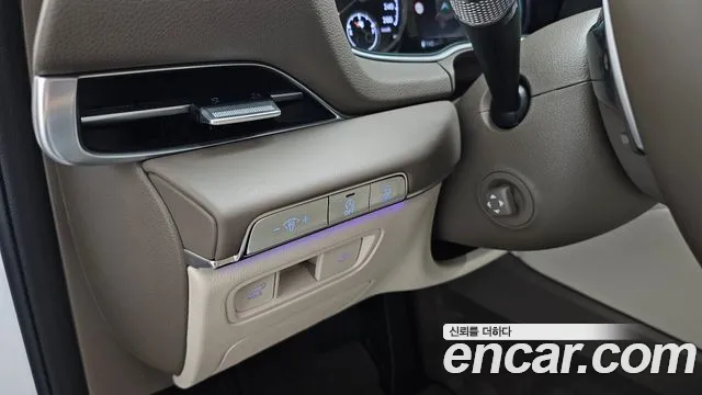 Genesis GV80 2.5T Бензин 2WD — Фото автомобиля 18
