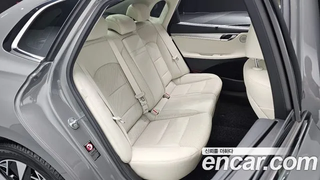 Hyundai Grandeur — Фото автомобиля 7