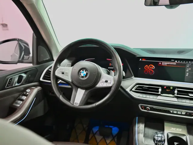 BMW X5 — Фото автомобиля 11