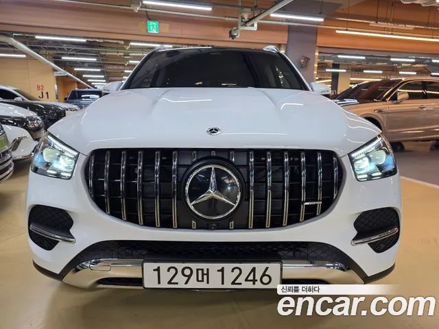 Mercedes-Benz GLE-Class — Фото автомобиля 3