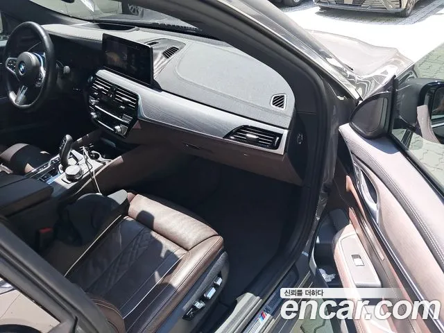 BMW Gran Turismo — Фото автомобиля 10